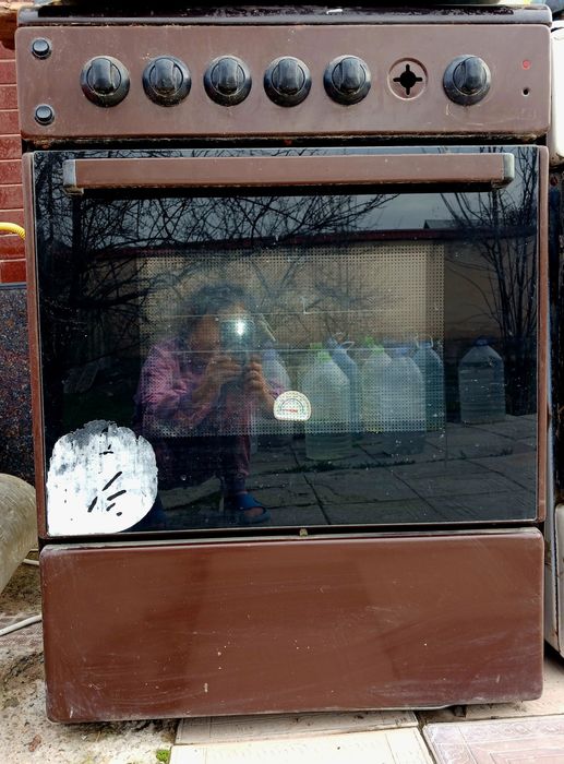 Газовые плиты в рабочем состоянии