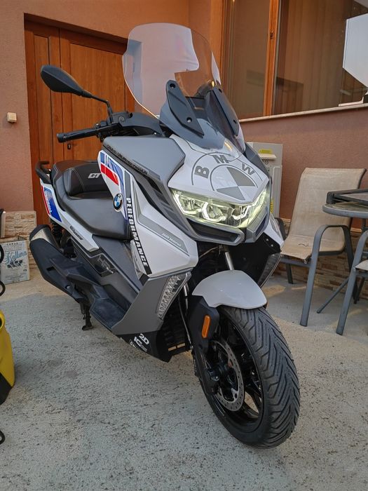 Скутер BMW C 400 GT