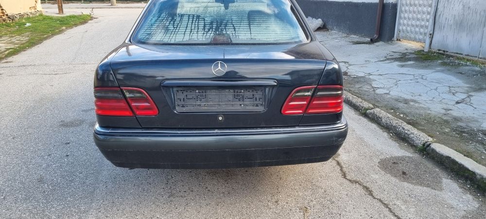 Mercedes-Benz W210 Е класа 2.3 газ за части