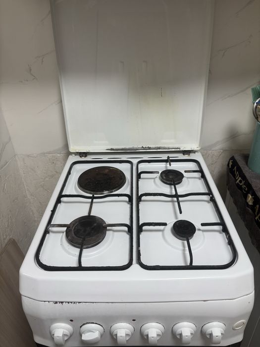 Газ плита с духовкой