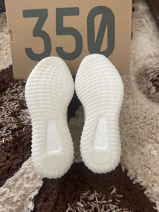 Yeezy 350v2 Bone