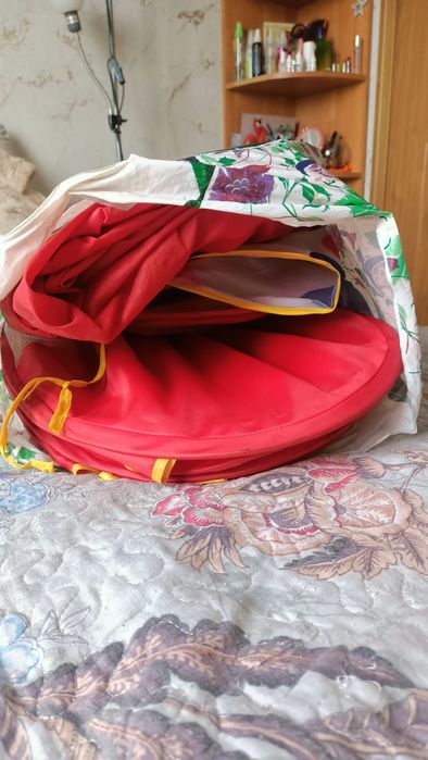 Продам домик-палатку детскую