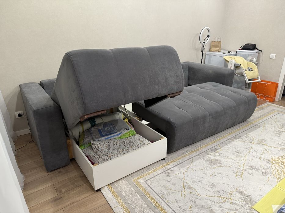 Диван с атаманкой