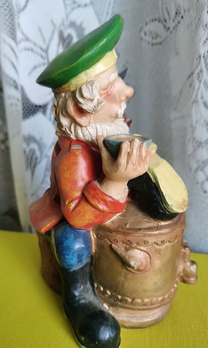 Статуэтка копилка Дед с самоваром