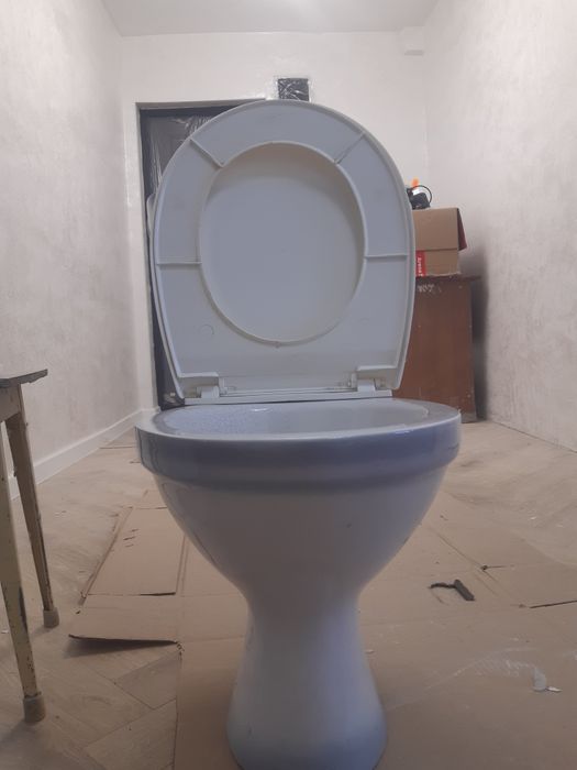 керамический  унитаз