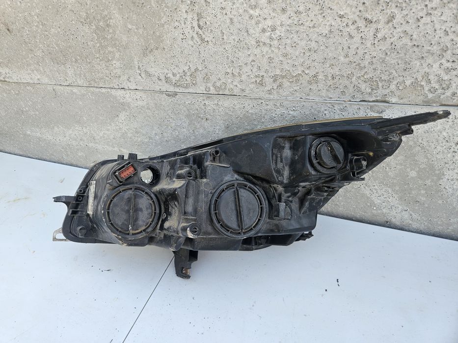 Far drepta opel insignia