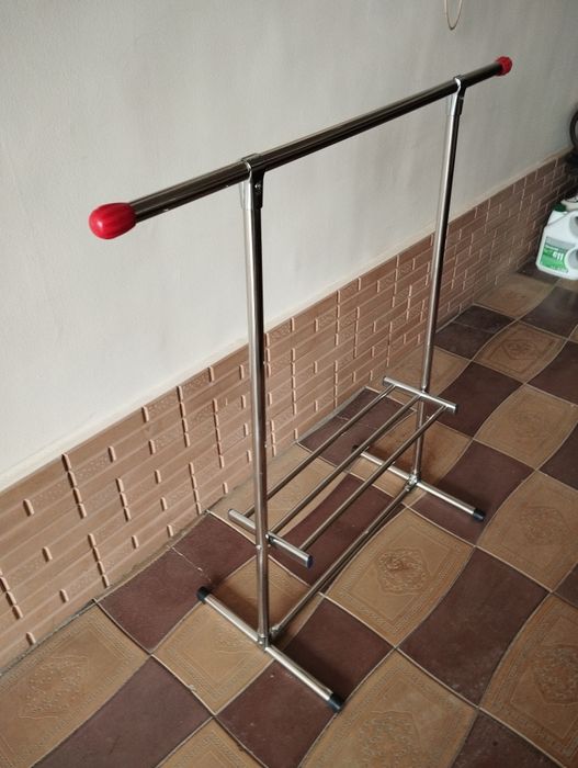 Вешалка напольная из нержавеющей стали