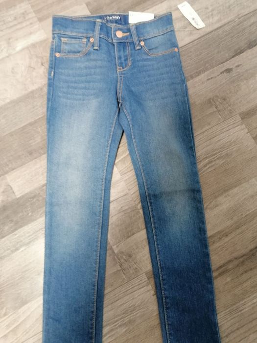 Чисто Нови дънки