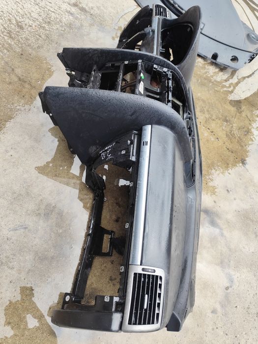Арматурно табло Пежо 407 2004година Pejeout 407