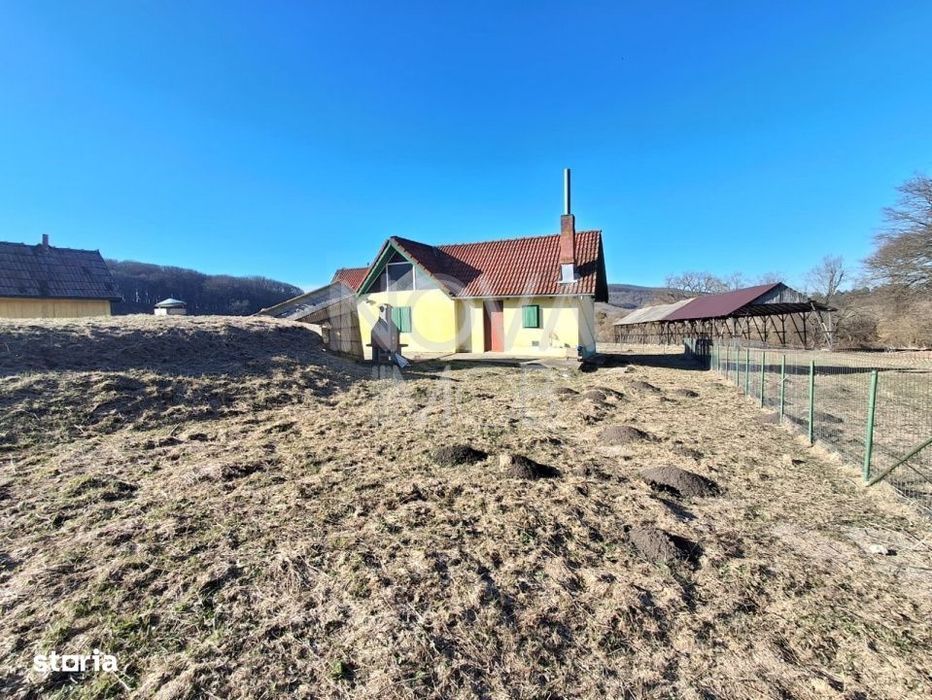 Ferma complet echipata de vanzare – zona Agnita, judetul Sibiu