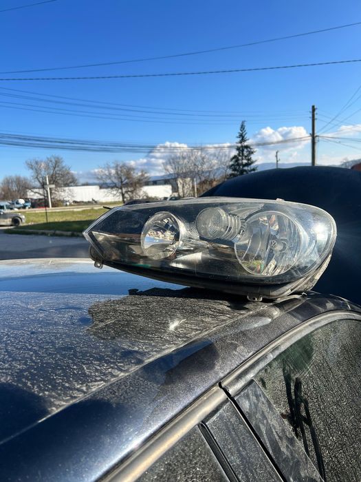 Ляв фар за голф 6 2010година