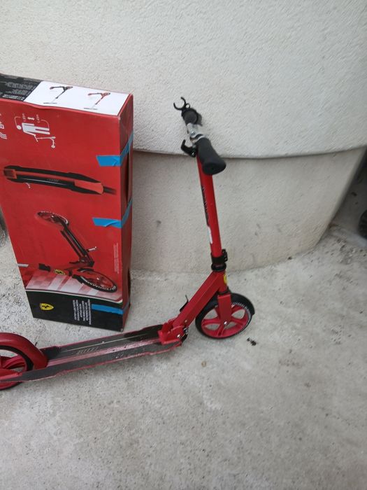 Тротинетка Ferrari