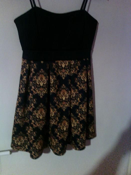 Официална рокля