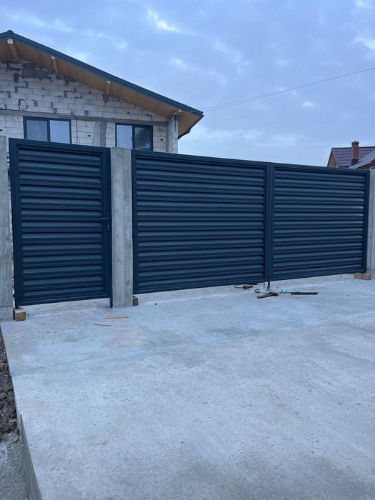 Porți și garduri jaluzele