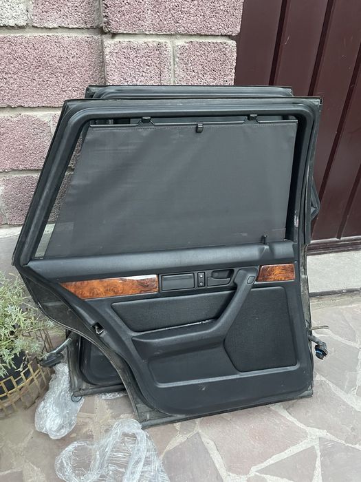 Шторки боковые на BMW e34 универсал
