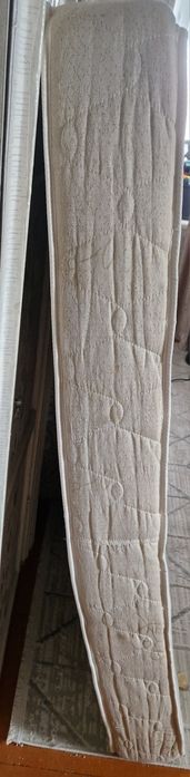 Отдам матрас б/у