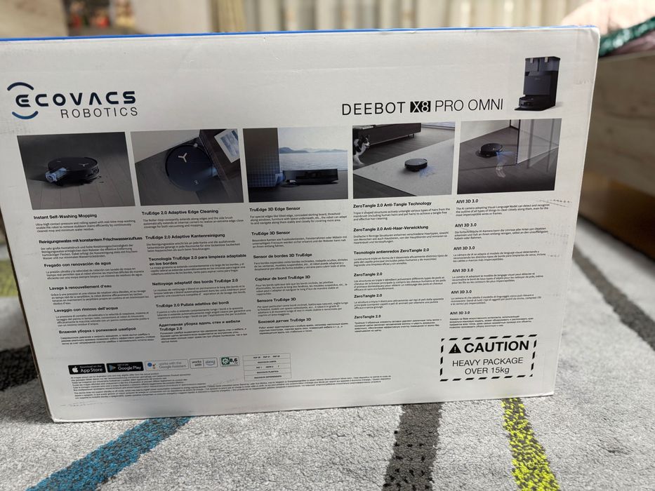 Aspirator robot de curatenie