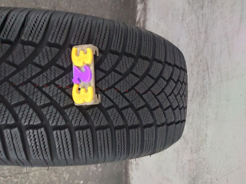 Anvelopa iarna bridgestone 235/55/17