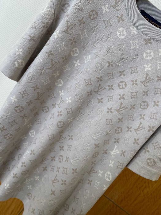 Tricou Louis Vuitton Premium