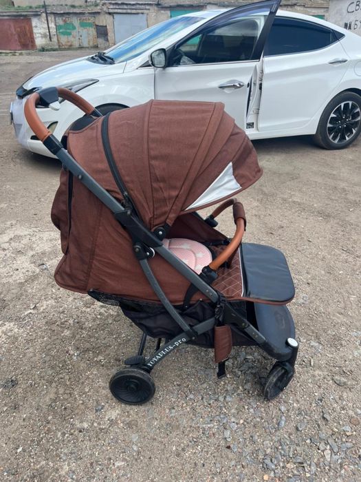 Детская коляска прогулочная