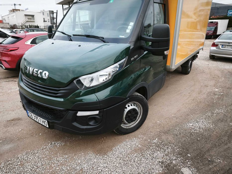 Бус под наем с падащ борд | 4.14м | 1500кг | Кат. B | София