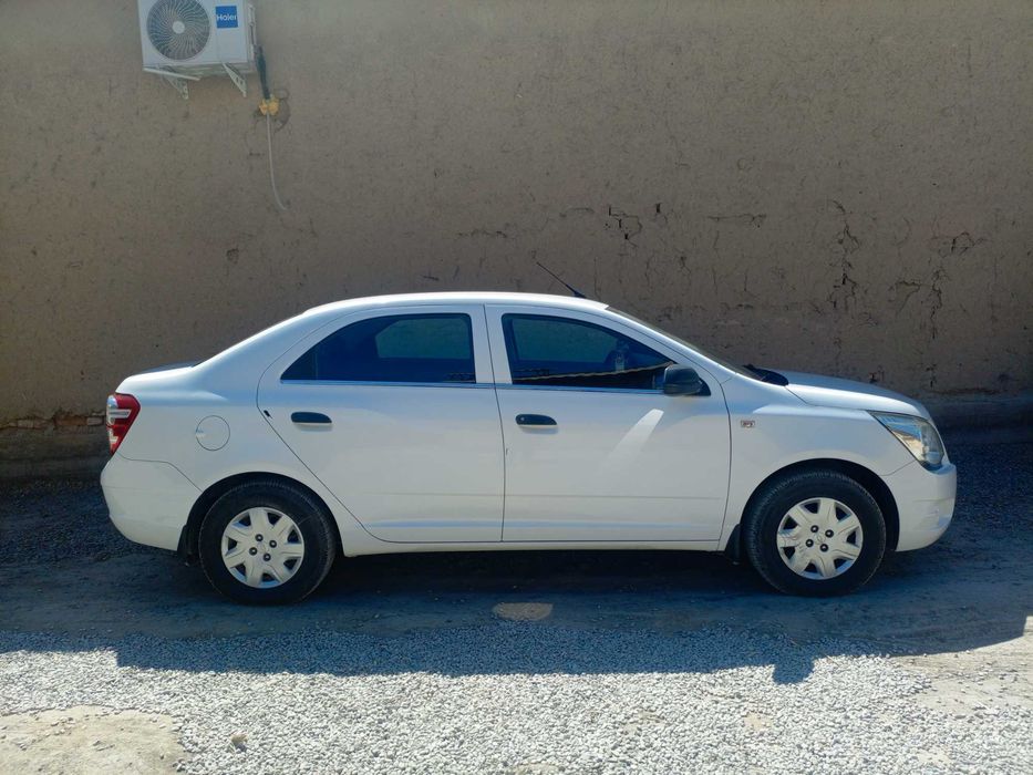 Шевроле собалт 2013г 49000 пробег