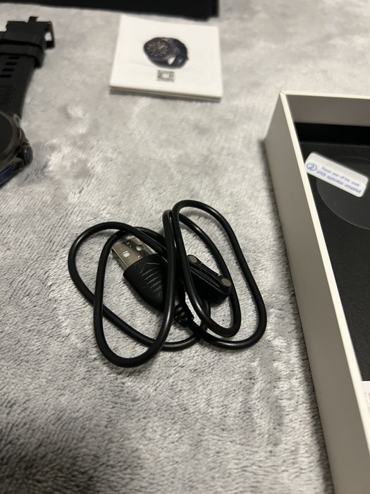 Smart watch с два броя каишки
