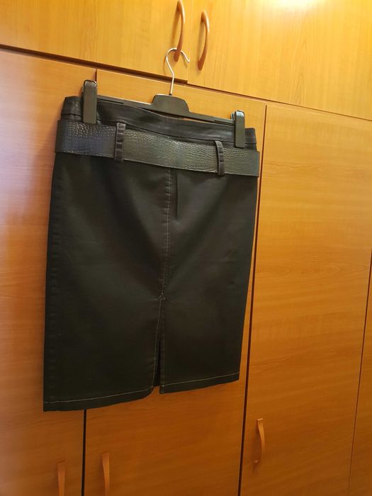 fustă damă cu curea inclusă, mărimea 44-46