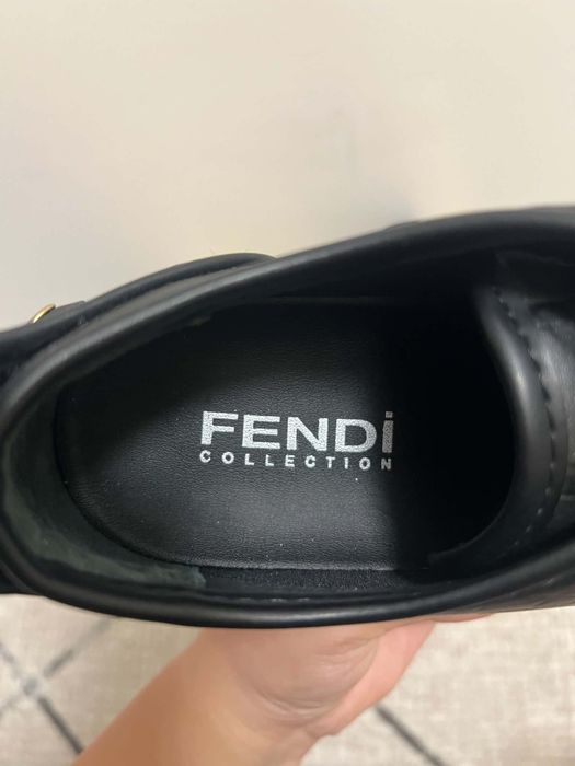 Черни маратонки на FENDI