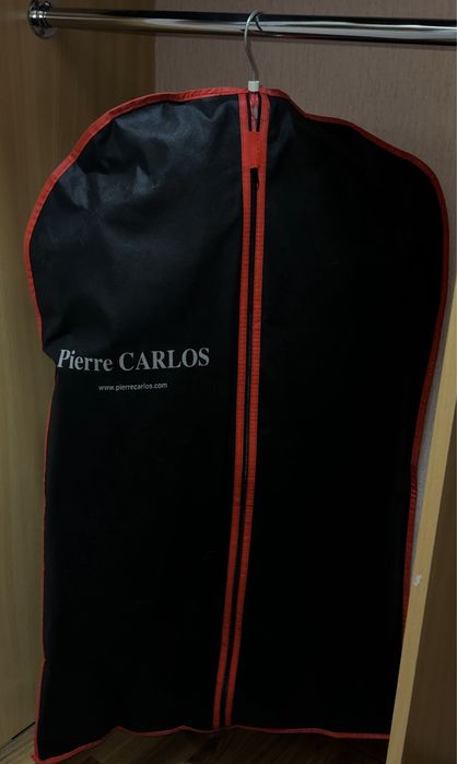 Продам костюм классический