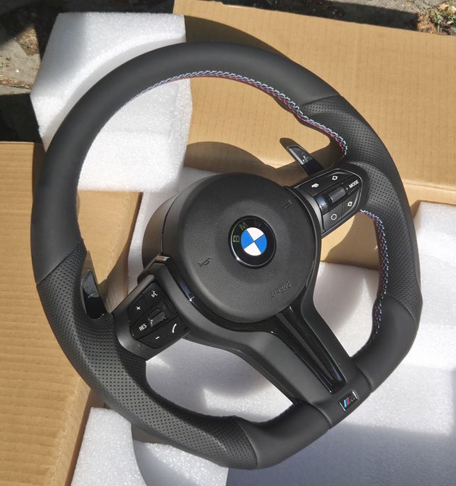 М спорт тунинг волан за БМВ Е90 Е91 Е92 Е70 Е72 Е81 Е87 BMW E90 91 92 E70 E72 E82 E87 Е84 M трицветен шев кожен волан бутони пера