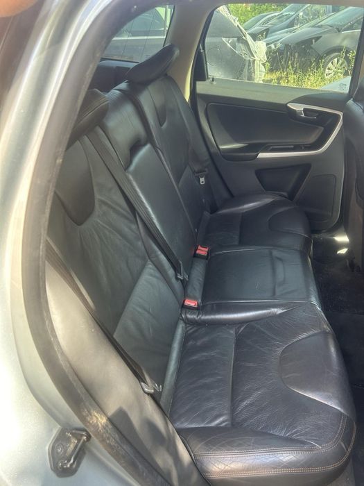 Volvo XC60 2.4D D5 185кс на части