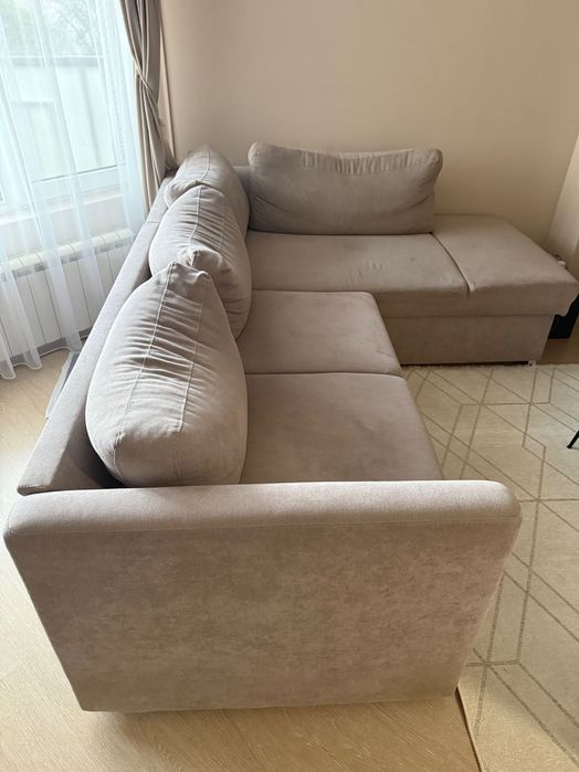 Ъглов диван Виденов