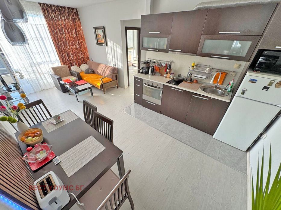 Продава се Четиристаен апартамент в к.к. Слънчев бряг - 96 кв.м за 1110 €/кв.м - Снимка #4