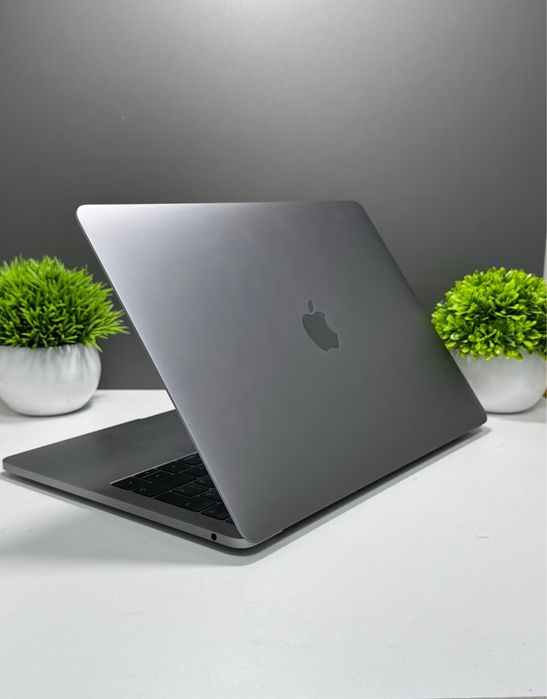 MacBook pro 13 m1 256/8