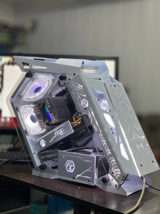 O'yin va Montaj uchun PC va Monitor