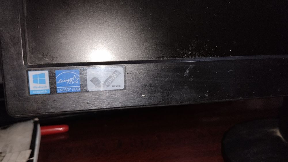 Komputer kompyuter stolniy