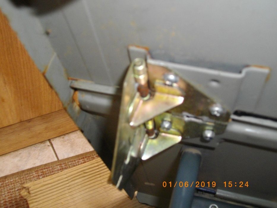 ф205мм Разгъващ 800W Ел.Настолен Циркуляр Немски 2001г Top Craft TTS80