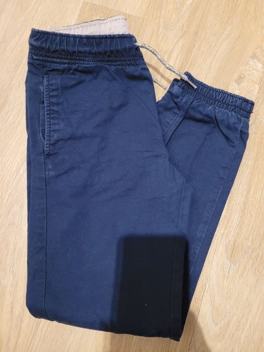 Pantaloni baieti 7 8 ani