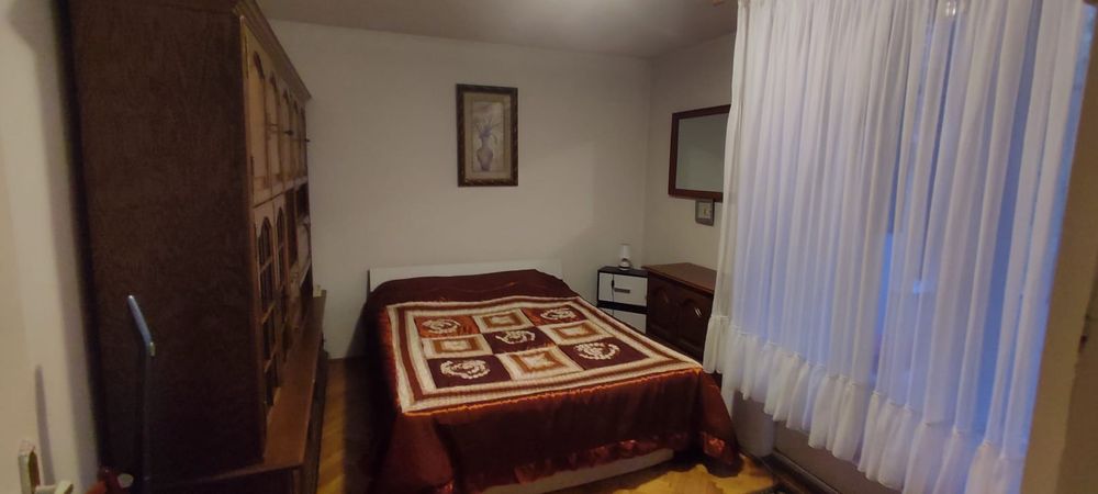 Dau în chirie apartament în Cluj-Napoca