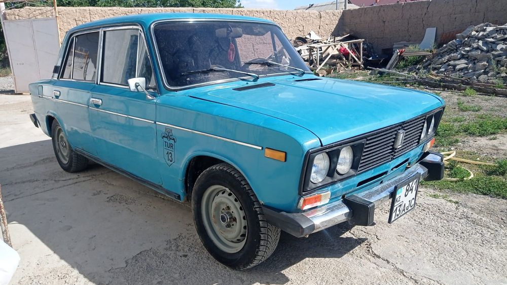 Автомобиль ваз лада