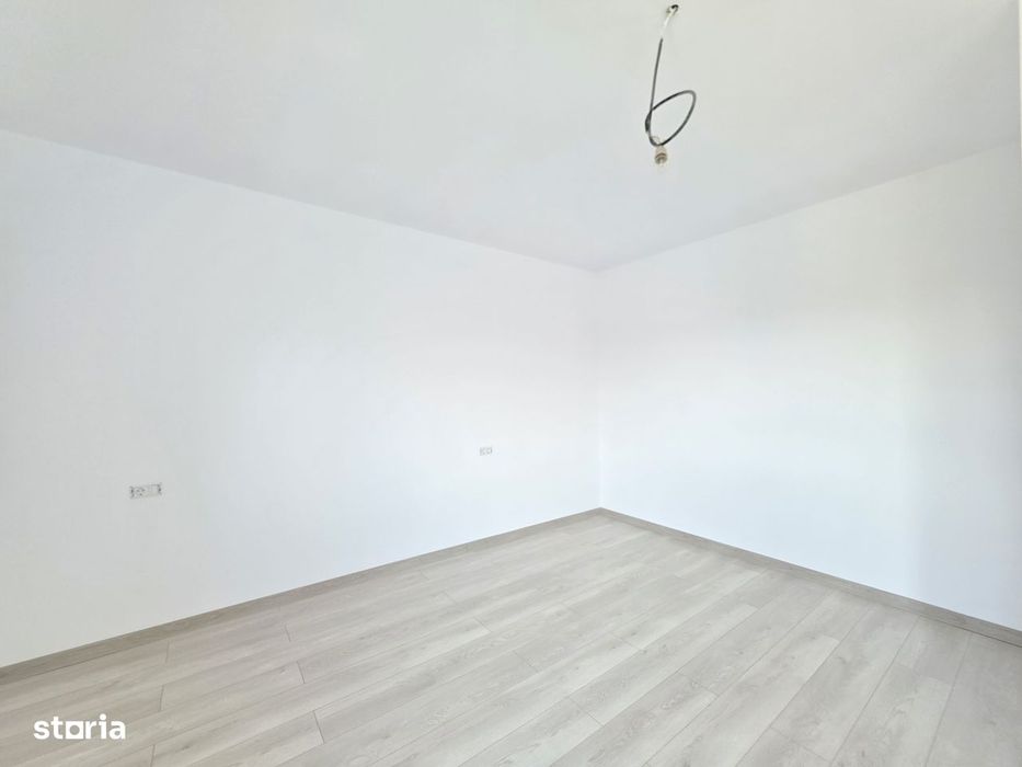 Casa tip duplex cu 4 camere, cartier Izvor, Tarlungeni