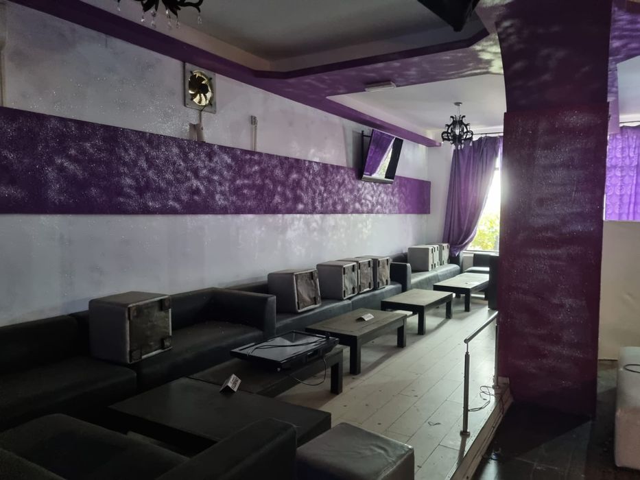 VIND URGENT Spațiu comercial zona centrala.