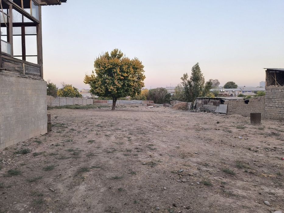 Yer sotiladi yengi 16 yillik 10sotix +6 sotix bonusga