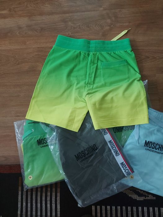 Къси панталонки на водещи марки