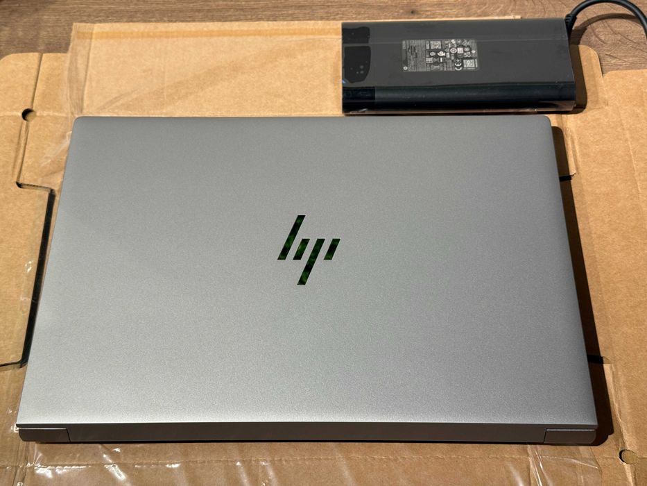 Laptop Workstation HP ZBook Fury 16 G11 WUXGA i9-13950HX 128GB Ram 2TB SSD NVIDIA RTX 5000 16GB Win11 Pro