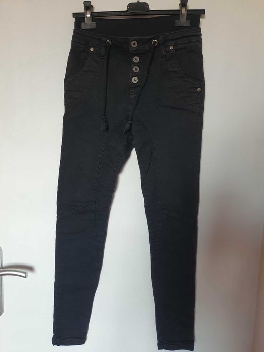 Запазени дрехи, Палто, Панталон за планината, Дънки, Яке 4 евро