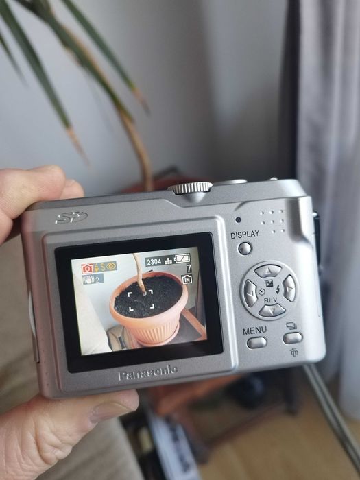 Camera foto digitala Panasonic Lumix DC-LZ1 Japan cu baterii AA