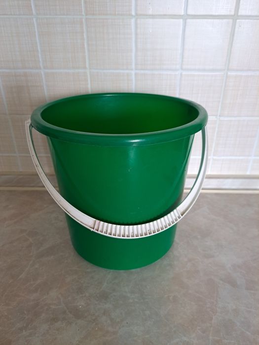 Продам ведра разные