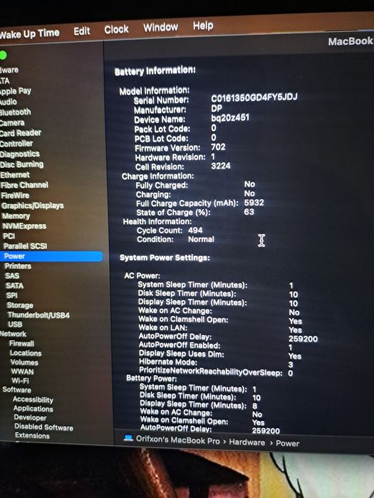 Macbook pro idial holatda